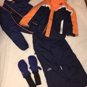 HUGE NORTH FACE DEAL!! Jacket, snow pants, gloves